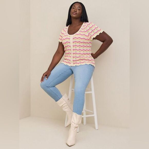 Torrid Pointelle Pullover Flutter Sleeve Sweater Size 0 (0X) - Picture 7 of 16